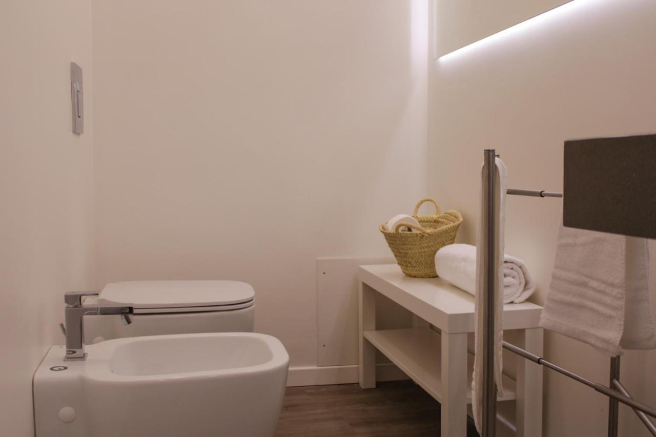 Palazzo Caltagirone Suite Palerme Extérieur photo